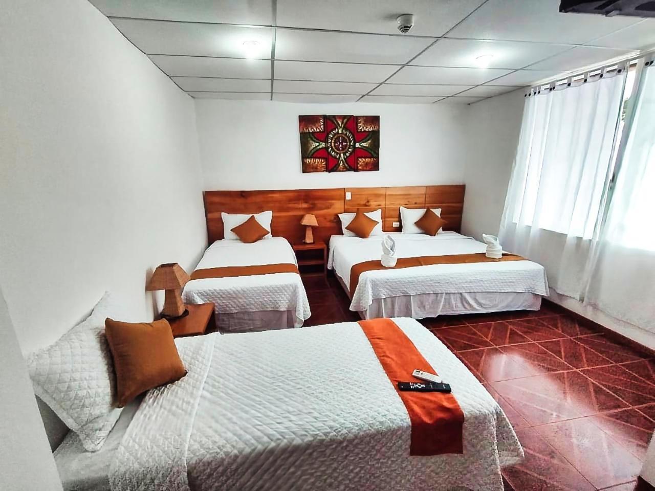 Hotel La Casa De Judy Puerto Ayora  Εξωτερικό φωτογραφία