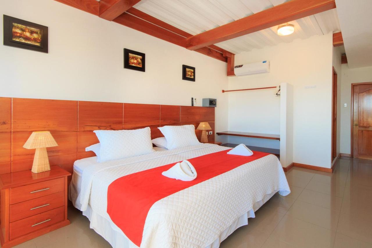 Hotel La Casa De Judy Puerto Ayora  Εξωτερικό φωτογραφία