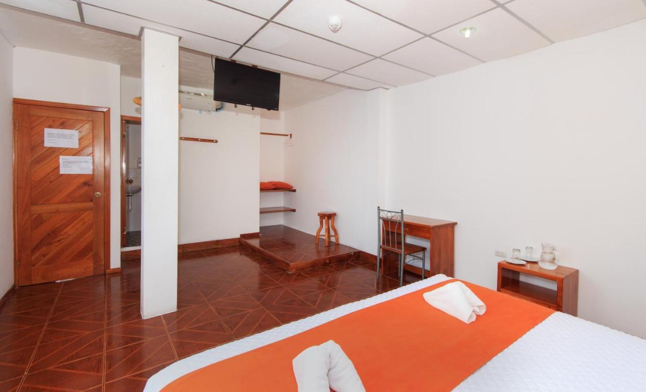 Hotel La Casa De Judy Puerto Ayora  Εξωτερικό φωτογραφία